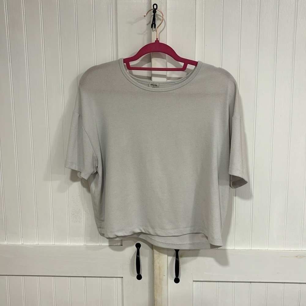 Aritzia Wilfred Free, short sleeve crop T-shirt heather size M